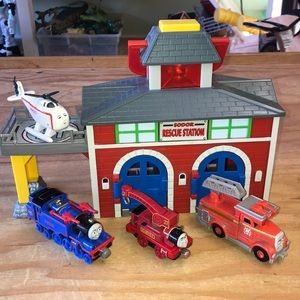 Sodor Rescue Station take-n-play engines and track